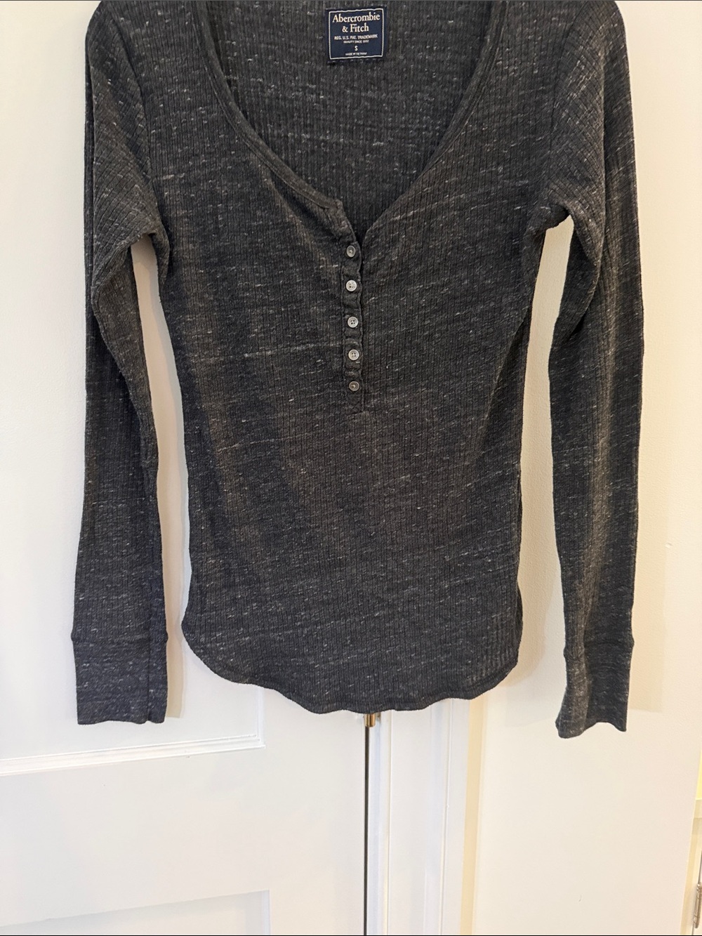 Abercrombie & Fitch Dark Charcoal Long-Sleeve Henley Top